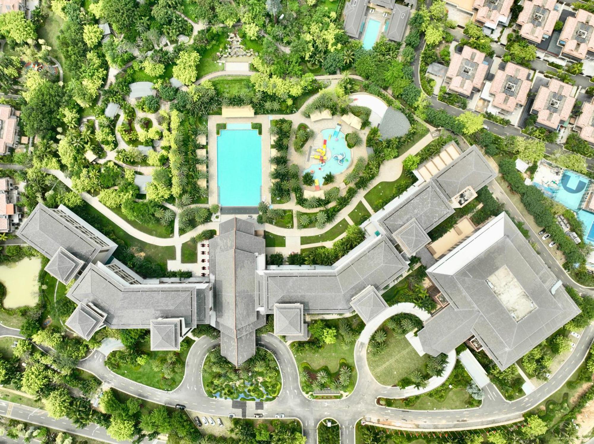 Отель Doubletree By Hilton Lingshui Hot Spring Экстерьер фото