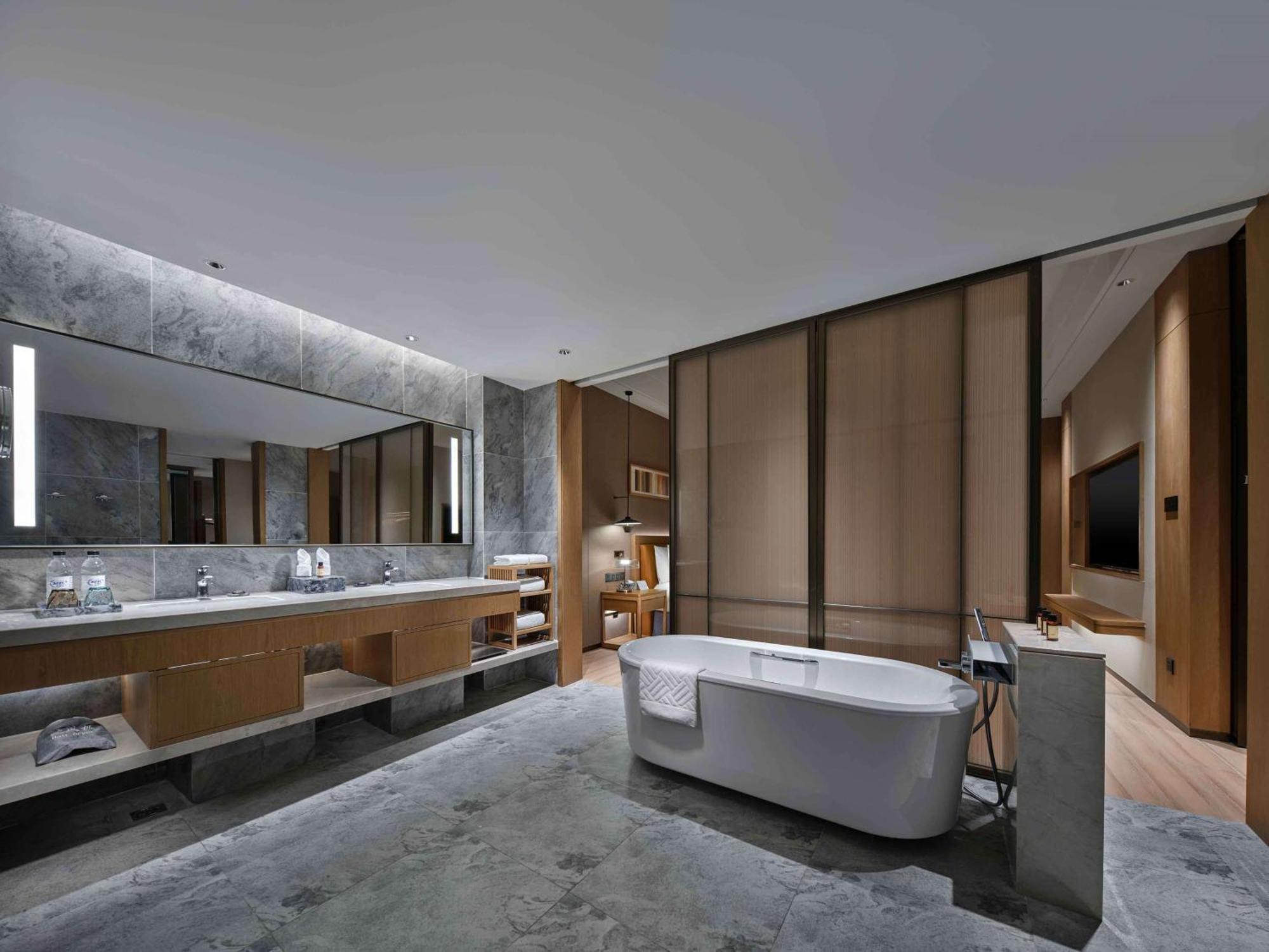 Отель Doubletree By Hilton Lingshui Hot Spring Экстерьер фото