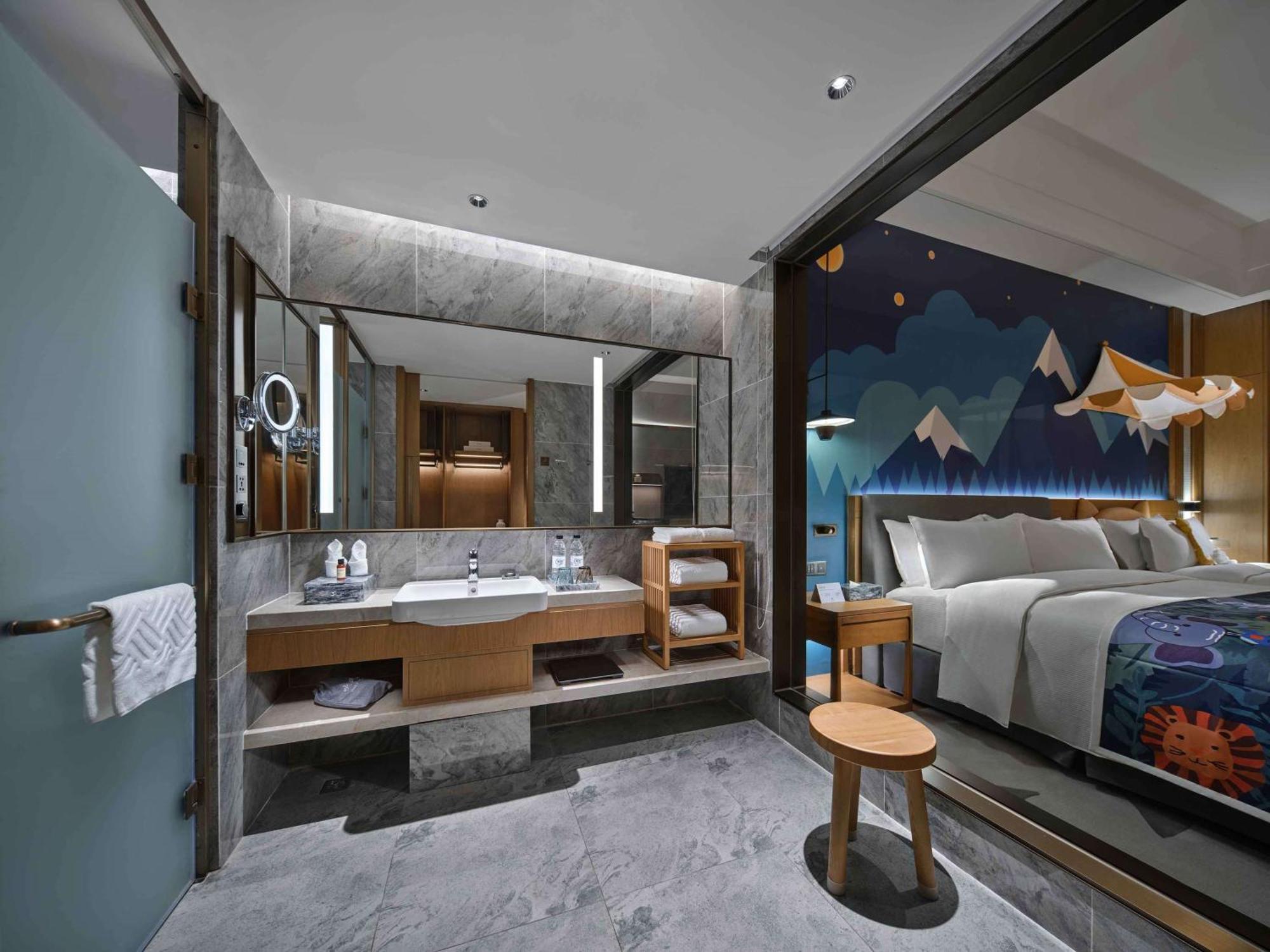 Отель Doubletree By Hilton Lingshui Hot Spring Экстерьер фото